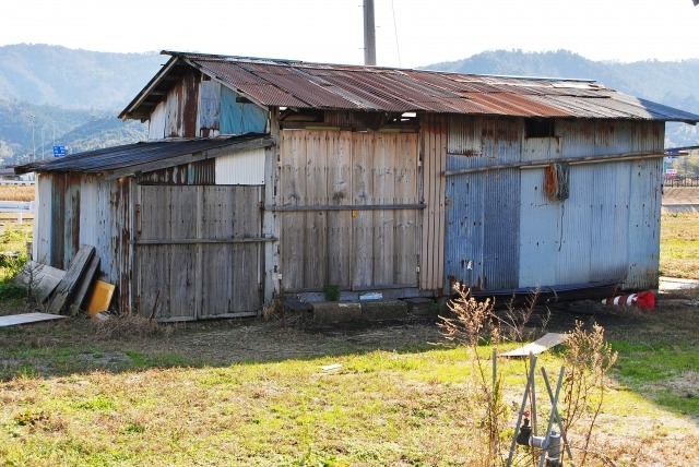 不動産の有料引き取りはどうして生まれた！？売却できない負動産とは